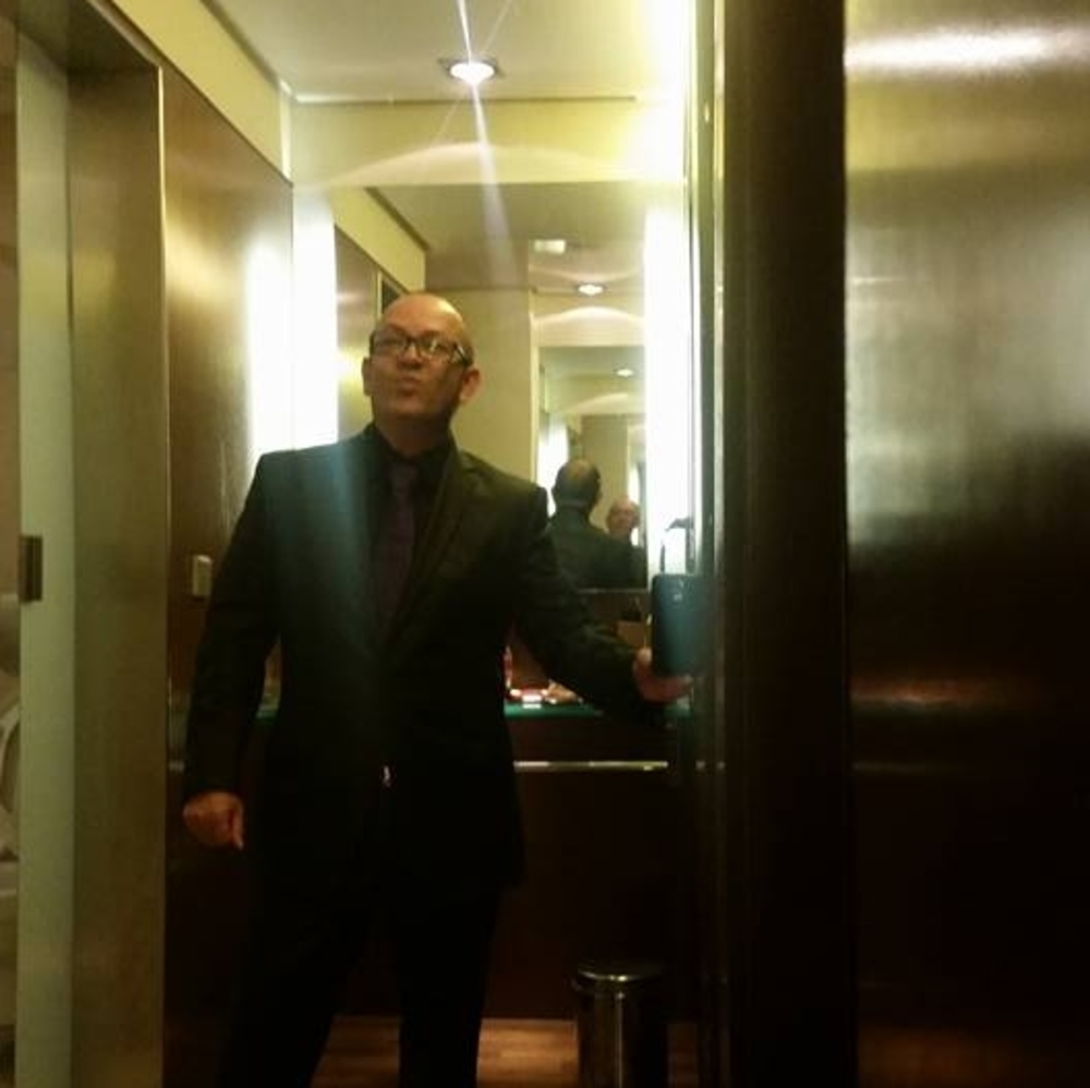 Meet your Posher, Jose juan